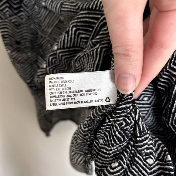 Mossimo Aztec Double Strap Crossback Tank Blouse - Picture 3 of 4